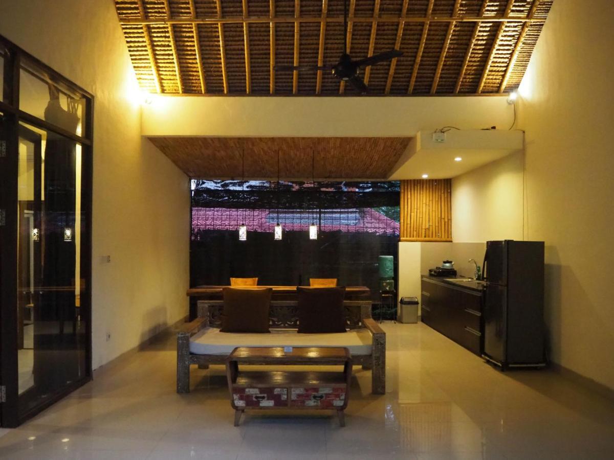 De Dalam Villa Ubud Exterior photo